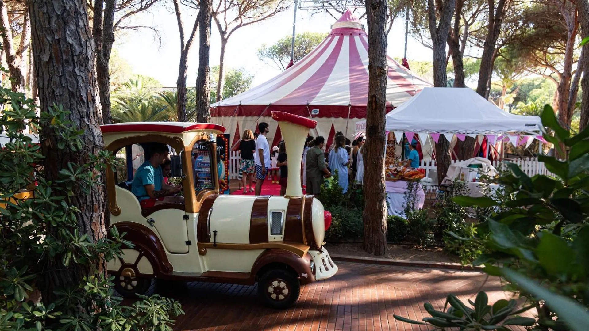 Forte Village Resort - Il Borgo Santa Margherita di Pula 4*,